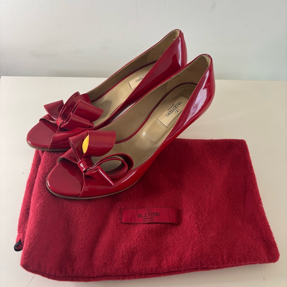 Valentino Women's Red Peep-Toe Heels 38.5